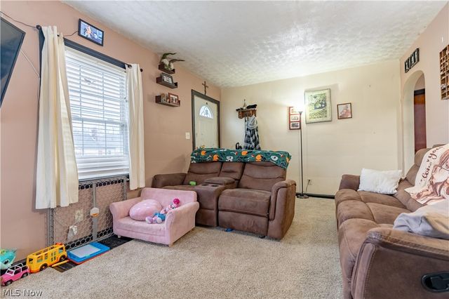 1716 Gibbs Avenue NE, Canton, OH 44705