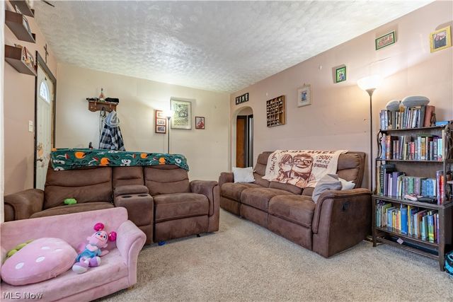 1716 Gibbs Avenue NE, Canton, OH 44705