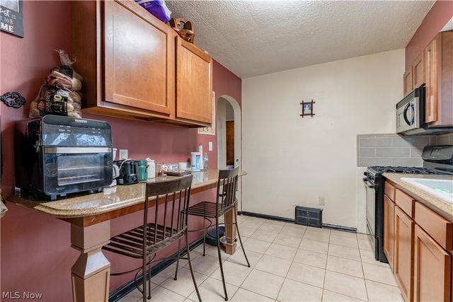 1716 Gibbs Avenue NE, Canton, OH 44705