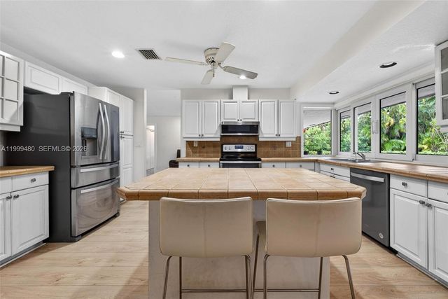 8400 SW 178th St, Palmetto Bay, FL 33157