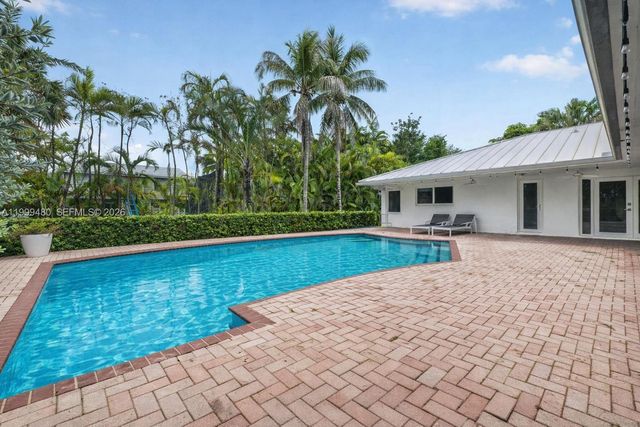 8400 SW 178th St, Palmetto Bay, FL 33157