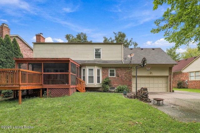 1118 Blackthorn Rd, Louisville, KY 40299