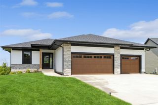 372 Sedona Street, Iowa City, IA 52246