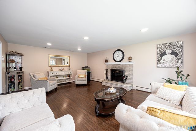 124 Pasadena Avenue, Stratford, CT 06614