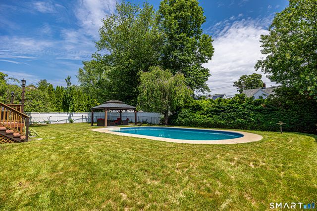 124 Pasadena Avenue, Stratford, CT 06614