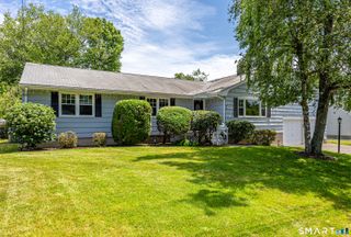 124 Pasadena Avenue, Stratford, CT 06614