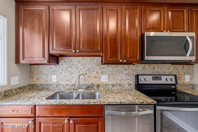 4660 MARTINGALE Road, Jacksonville, FL 32210