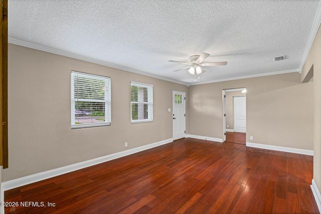 4660 MARTINGALE Road, Jacksonville, FL 32210