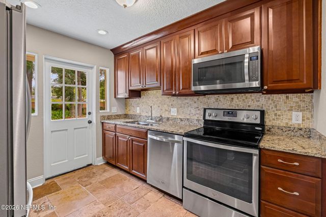 4660 MARTINGALE Road, Jacksonville, FL 32210