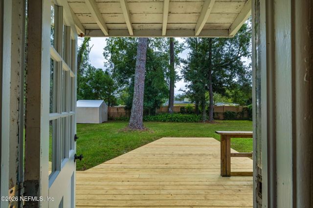 4660 MARTINGALE Road, Jacksonville, FL 32210