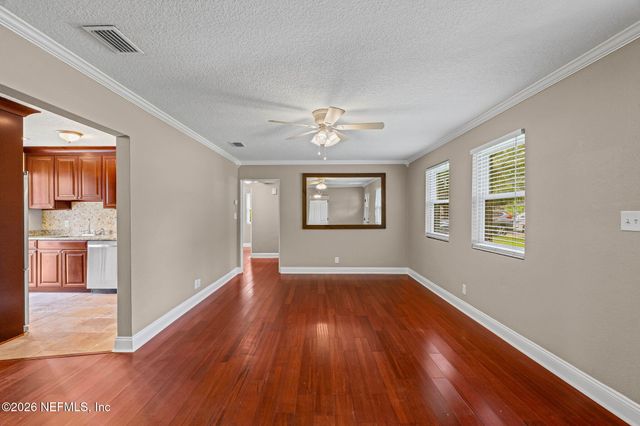 4660 MARTINGALE Road, Jacksonville, FL 32210