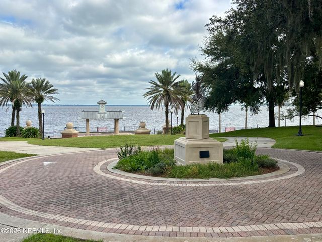 4660 MARTINGALE Road, Jacksonville, FL 32210