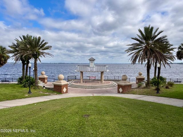 4660 MARTINGALE Road, Jacksonville, FL 32210