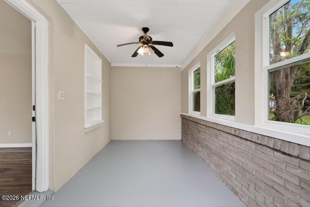 1954 BURKHOLDER Circle E, Jacksonville, FL 32216