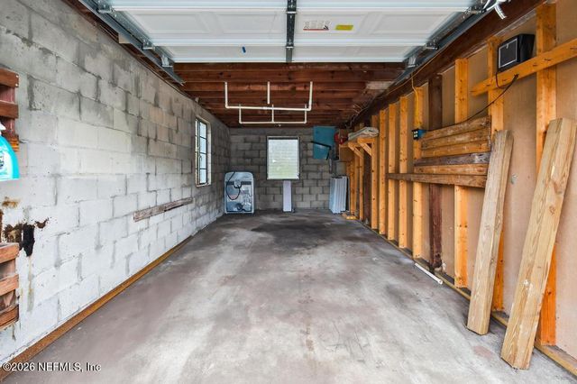 1954 BURKHOLDER Circle E, Jacksonville, FL 32216