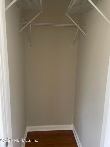 1954 BURKHOLDER Circle E, Jacksonville, FL 32216