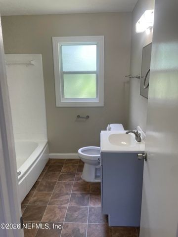 1954 BURKHOLDER Circle E, Jacksonville, FL 32216