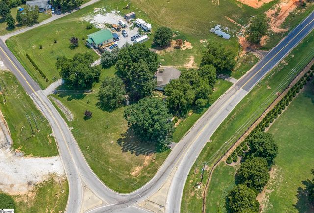 7809 Moorefield Memorial Highway, Liberty, SC 29657