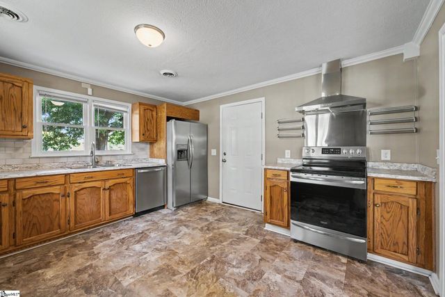 7809 Moorefield Memorial Highway, Liberty, SC 29657