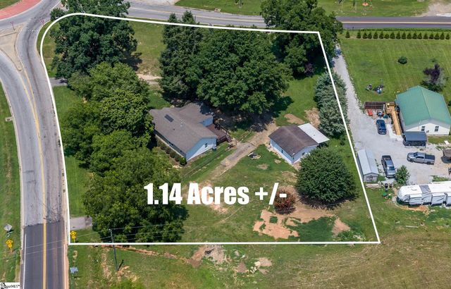 7809 Moorefield Memorial Highway, Liberty, SC 29657