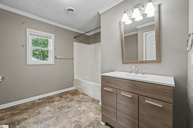 7809 Moorefield Memorial Highway, Liberty, SC 29657