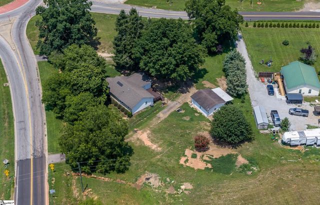 7809 Moorefield Memorial Highway, Liberty, SC 29657
