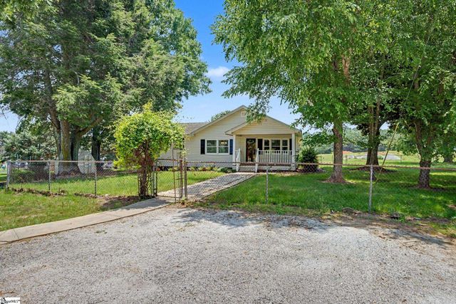 7809 Moorefield Memorial Highway, Liberty, SC 29657