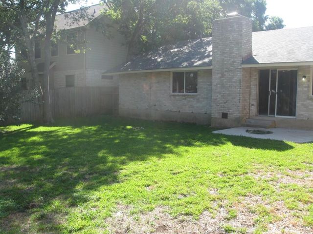 10106 Missel Thrush DR, Austin, TX 78750
