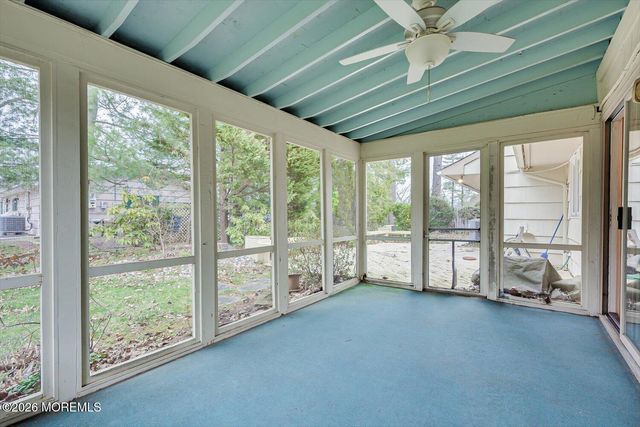 12 Lakeridge Drive, Matawan, NJ 07747