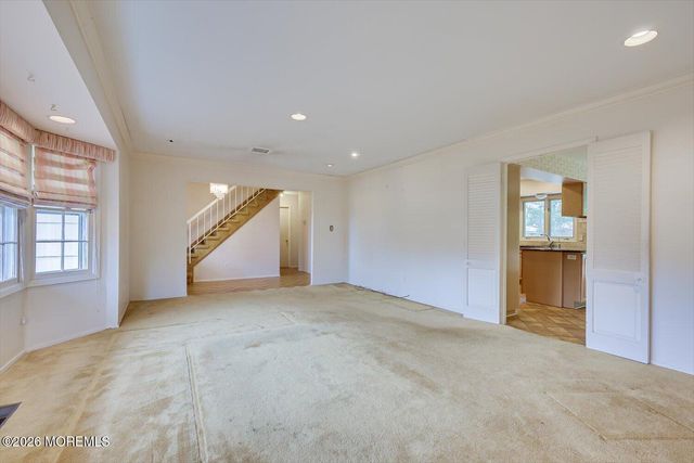 12 Lakeridge Drive, Matawan, NJ 07747