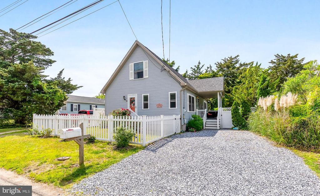 25 N 12TH ST, Del Haven, NJ 08251