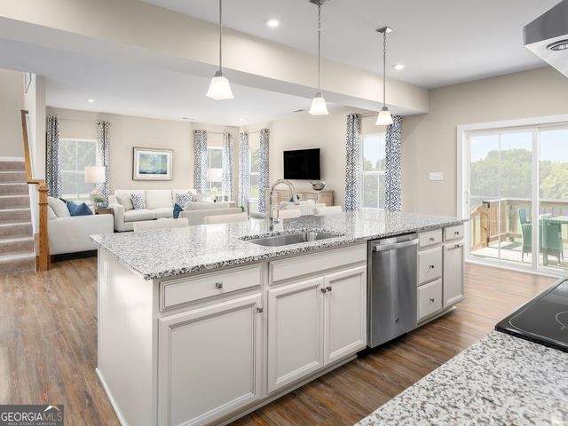 470 Flying Eagle Drive, Commerce, GA 30529