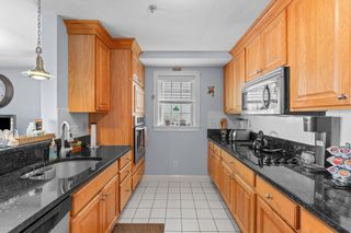 21 Wall St B, Canton, MA 02021