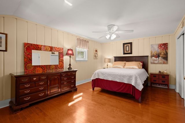 9 Parker Rd, Groveland, MA 01834