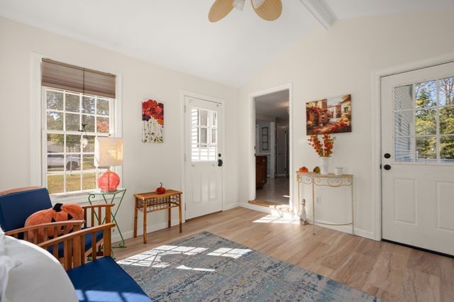 9 Parker Rd, Groveland, MA 01834