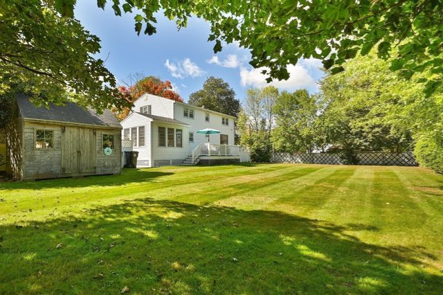 9 Parker Rd, Groveland, MA 01834