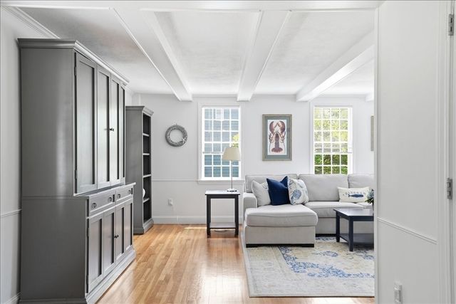 7 Amber Rd, Hingham, MA 02043