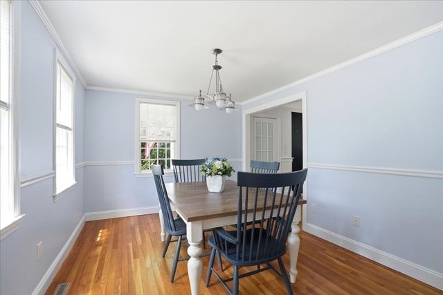 7 Amber Rd, Hingham, MA 02043