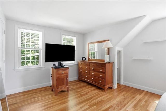 7 Amber Rd, Hingham, MA 02043