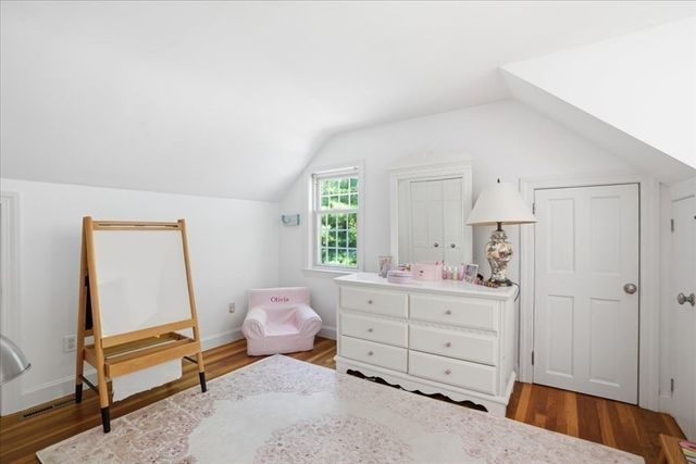 7 Amber Rd, Hingham, MA 02043