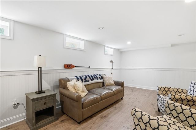 7 Amber Rd, Hingham, MA 02043