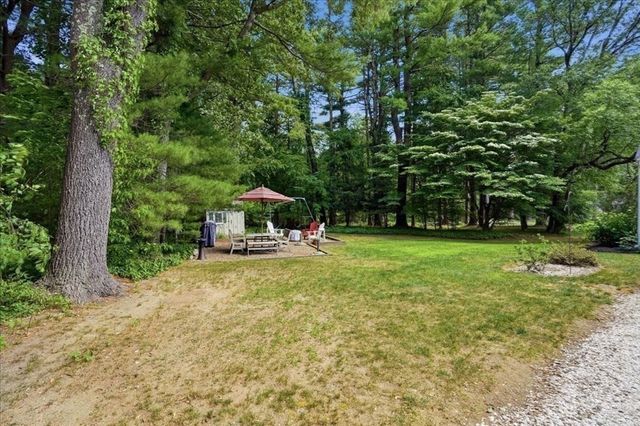 7 Amber Rd, Hingham, MA 02043