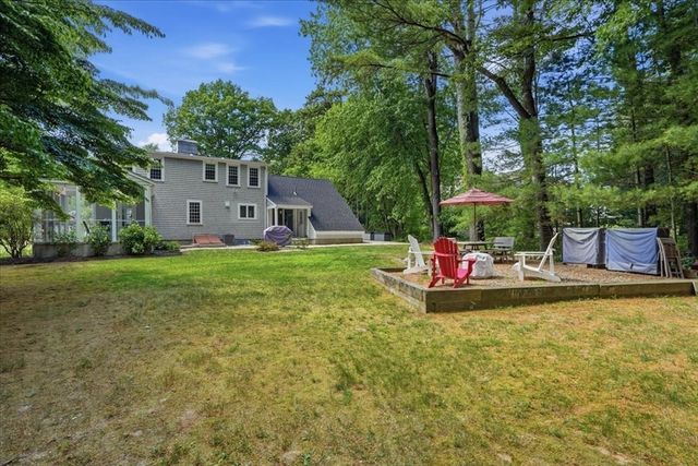 7 Amber Rd, Hingham, MA 02043
