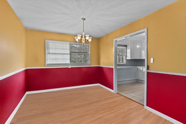 1258 Meadowlake Dr, Ozark, AL 36360