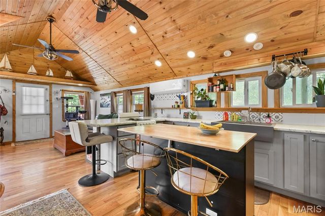 9226 Laveta Drive, French Village, MO 63036