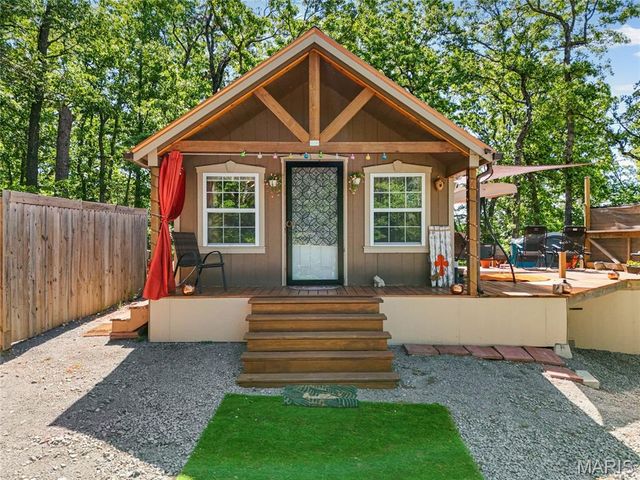 9226 Laveta Drive, French Village, MO 63036
