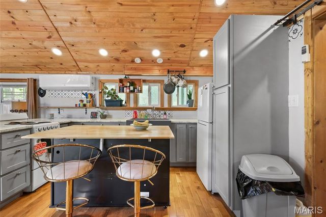 9226 Laveta Drive, French Village, MO 63036