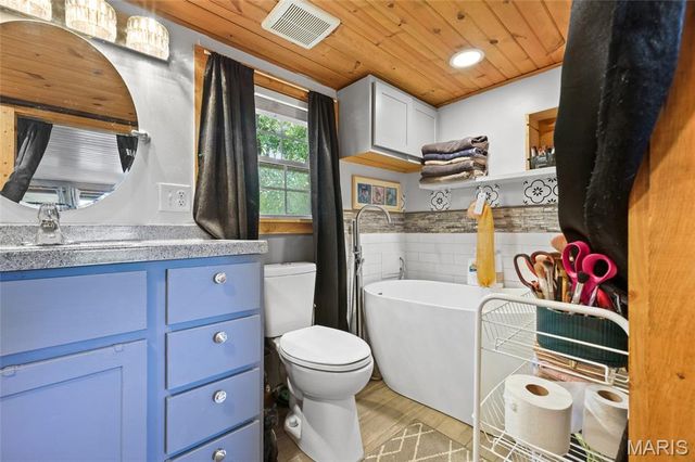 9226 Laveta Drive, French Village, MO 63036