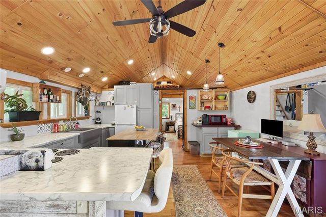 9226 Laveta Drive, French Village, MO 63036