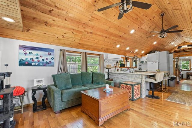 9226 Laveta Drive, French Village, MO 63036